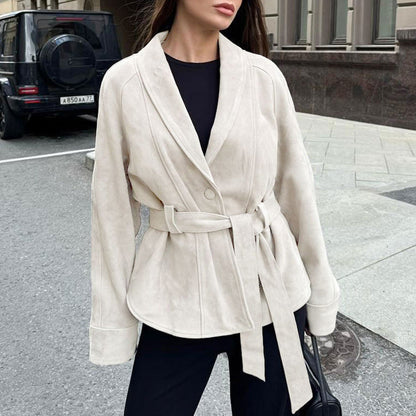 Abrigo de mujer para otoño con efecto ante, mangas largas y detalles de costuras