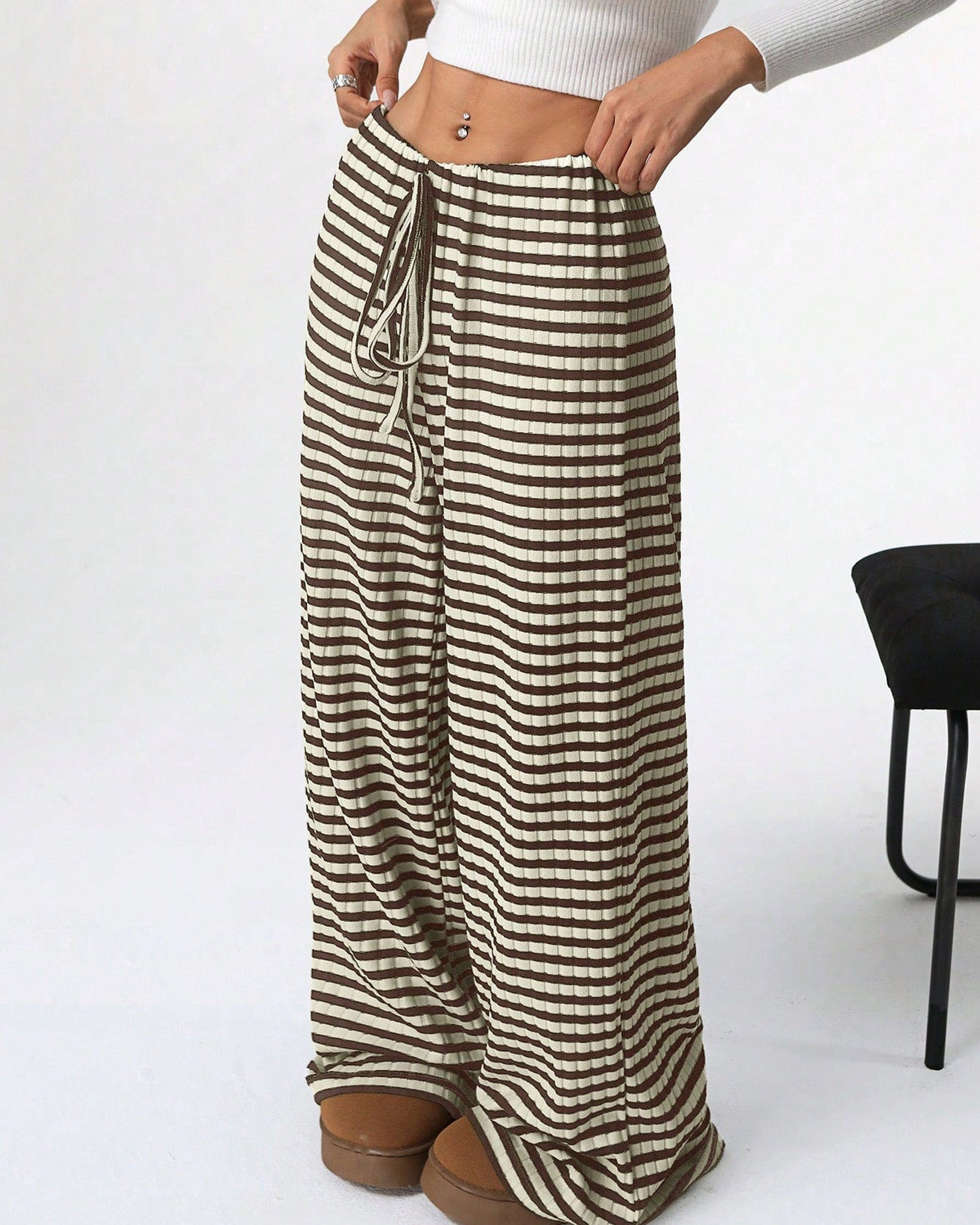 Pantalones de mujer de algodón y pernera recta con estampado de rayas