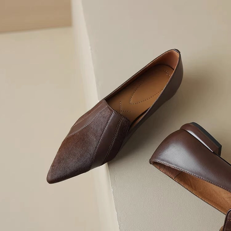 Women's Pointed Toe Ballerinas with Deep Neckline and Seamless Design – Elegant Ballerinas