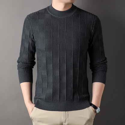 Men's Pullover Sweater with Crew Neck and Scottish Jacquard Pattern