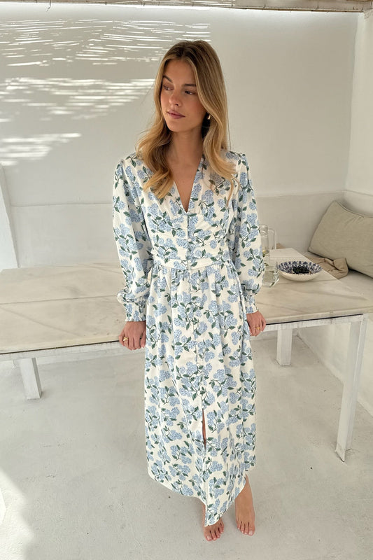 Women's Summer Midi Dress with Hydrangea Print, Long Sleeves, and Front Buttons