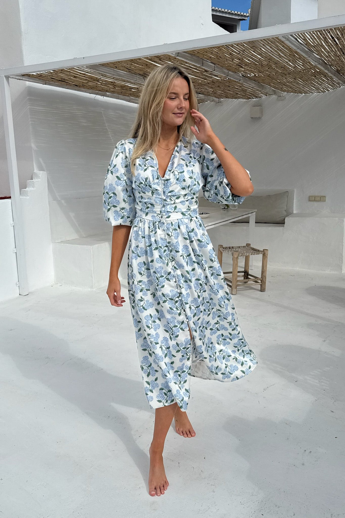 Women's Summer Midi Dress with Hydrangea Print, Long Sleeves, and Front Buttons