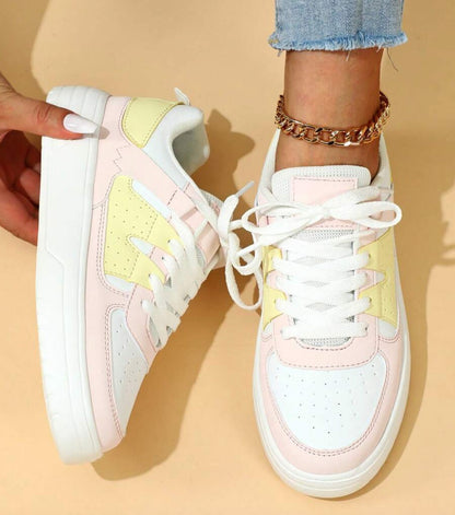 Women's Platform Sneakers with Laces and Round Toe – Raised Sole