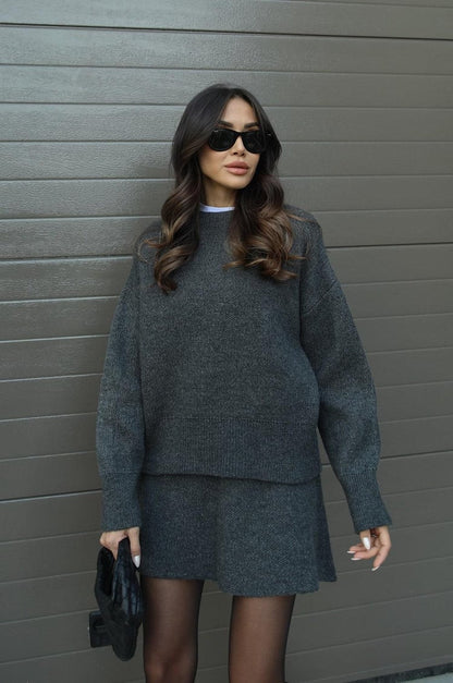 Women's Two-Piece Set with Oversized Sweater and Slim Skirt
