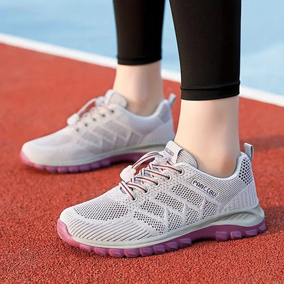 Damesneakers i åndbart mesh med polstret indersål – Støtte til fodens bue