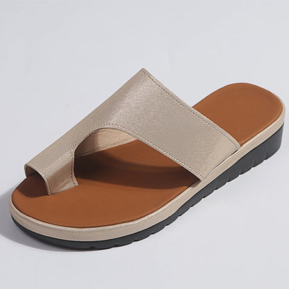 Damesandaler med tåring, lav sål og design uden lukning – casual sandaler