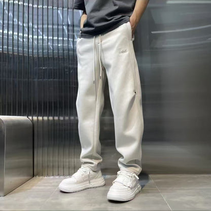 Pantaloni Tuta Uomo con Coulisse e Gamba Affusolata – Vestibilità Ampia