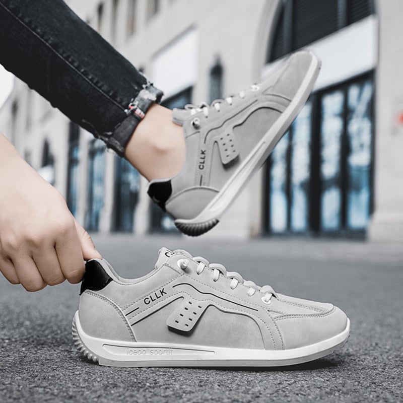 Herreskate-sko med snørebånd, flad sål og rund tå