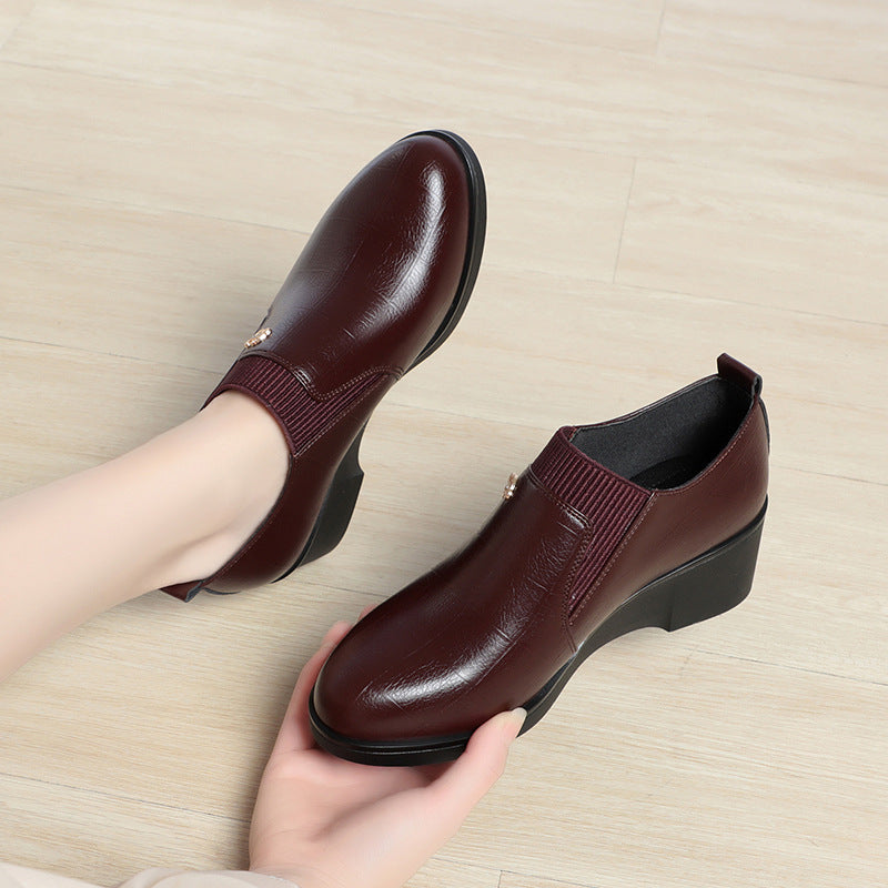 Women's Wedge Shoes with Round Toe and Slip-On Design – Casual Shoes