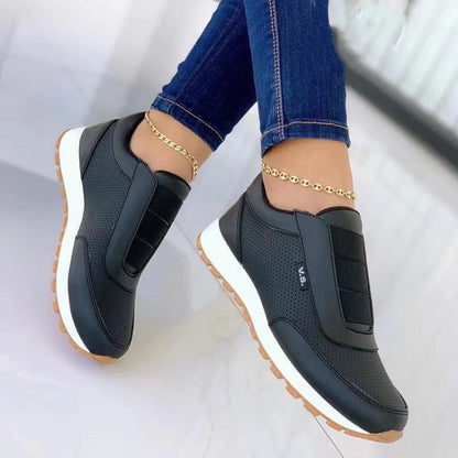 Sneakers Donna Flat con Punta Tonda – Design Slip-On a Taglio Basso