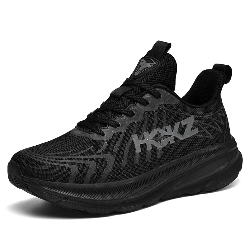 Scarpa da ginnastica nera unisex, design moderno con suola spessa e logo laterale. Ideale per sport e tempo libero. Comfort e stile urbano.