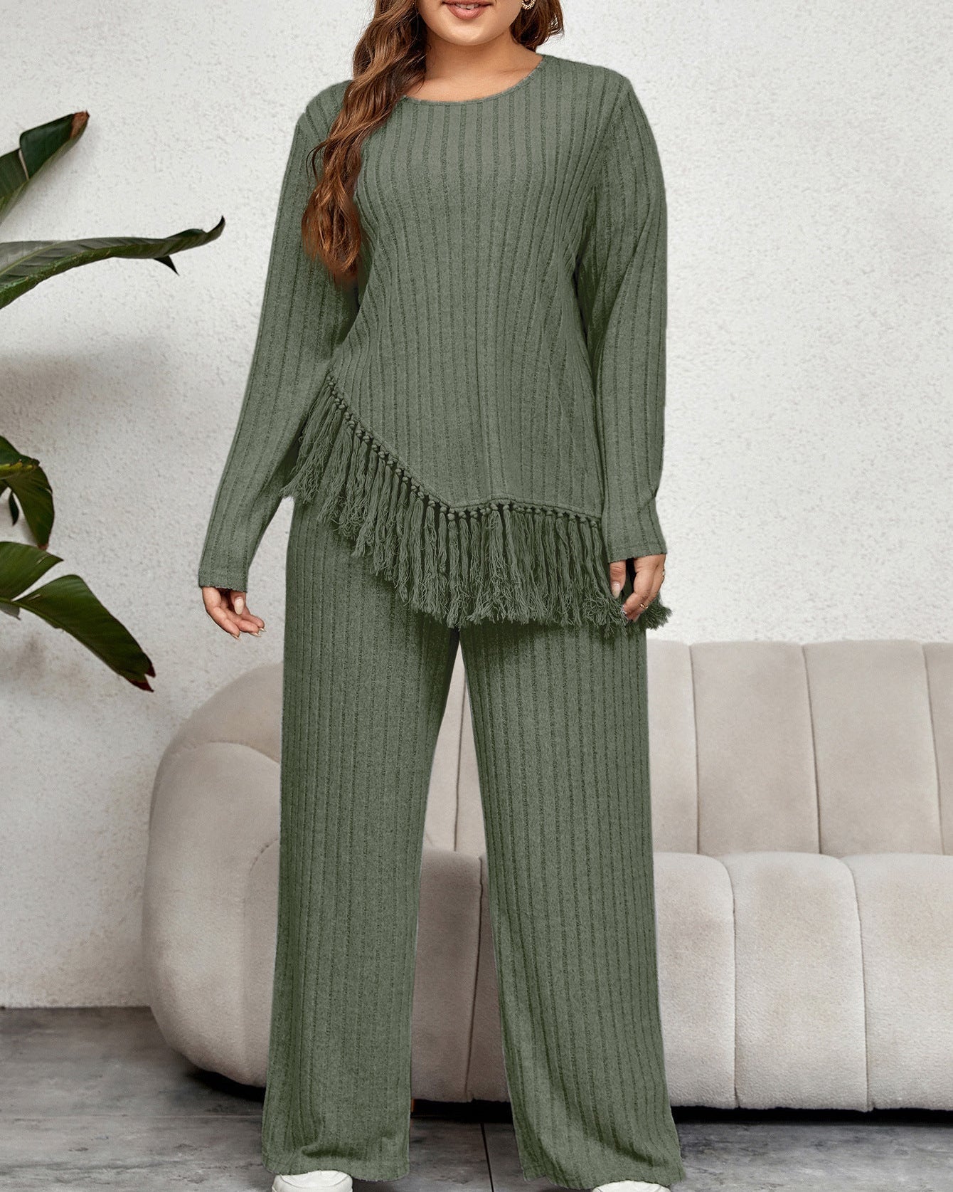 Women's Curvy Two-Piece Set with Fringed Top and Wide-Leg Pants – Casual Outfit
