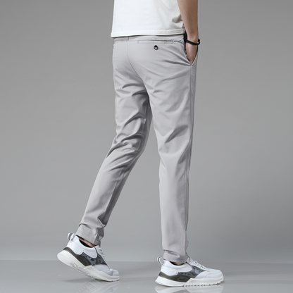 Pantaloni Uomo Affusolati con Vita Elasticizzata e Finitura Antipiega