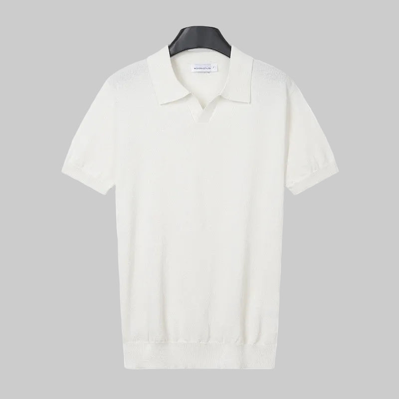Sommerpolo til mænd i strik med korte ærmer og slim fit