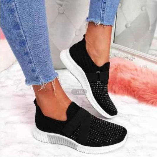 Low-Top Women's Gym Shoes with Round Toe, Knit Upper, and Rubber Sole – Sneaker Style