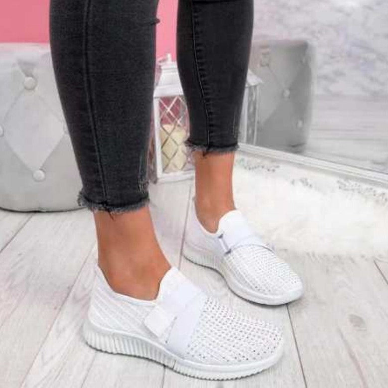 Low-Top Women's Gym Shoes with Round Toe, Knit Upper, and Rubber Sole – Sneaker Style