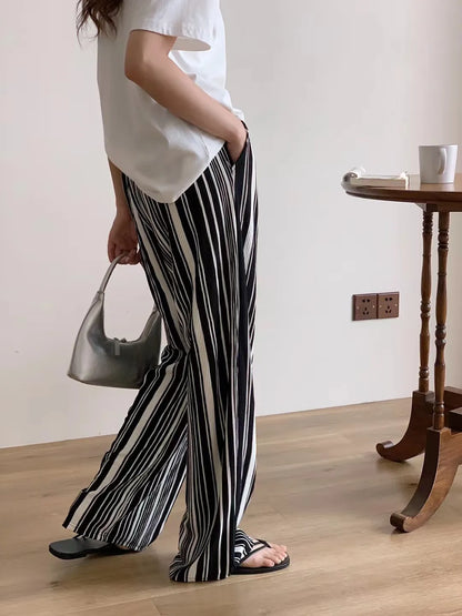 Women's Wide-Leg Striped Pants with Pockets