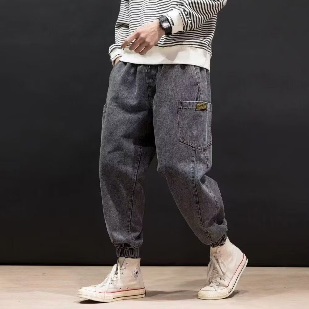 Jeans para hombre de corte relajado con bordados – Tiro medio y silueta amplia
