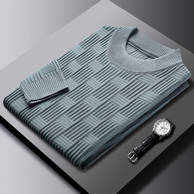 Men's Pullover Sweater with Crew Neck and Scottish Jacquard Pattern