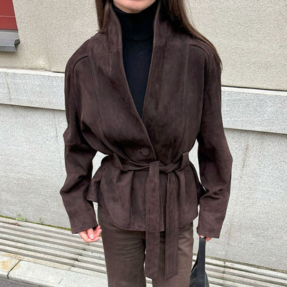Abrigo de mujer para otoño con efecto ante, mangas largas y detalles de costuras