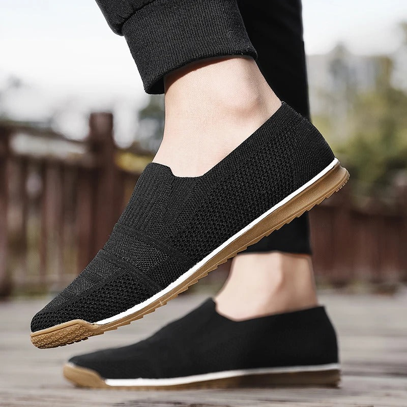 Men's Breathable Knit Loafers with Arch Support and Slip-On Design