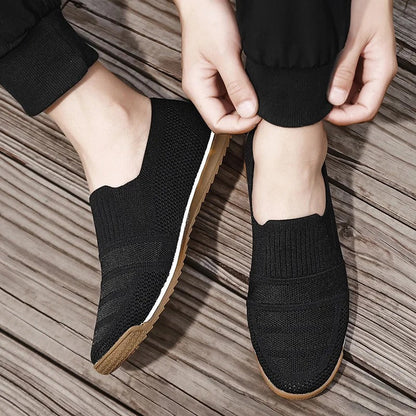 Men's Breathable Knit Loafers with Arch Support and Slip-On Design