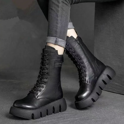 Slip-on damesko med buefodstøtte – bred pasform, skridsikre