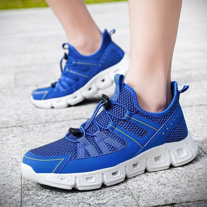 Men's Running Shoes with Mesh Upper, Quick Closure, and Cushioned Sole