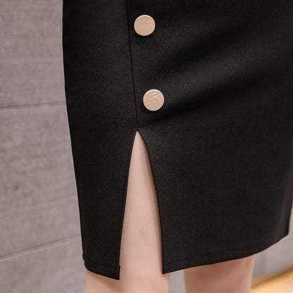 Women's Spring Skirt with Seam Slit and Fitted Design on the Hips