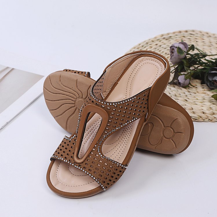 Women's Open Toe Sandals with Rhinestones and Cutout Details – Casual Sandals