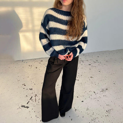 Dame langærmet stribet sweater med løs pasform og rund hals