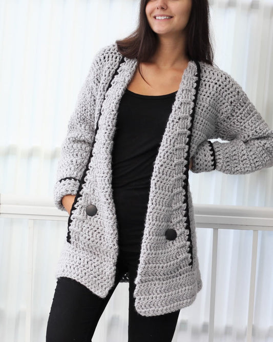 Gilet Donna all’Uncinetto Senza Maniche con Davanti Aperto – Stile Leggero a Strati