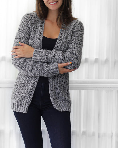 Cardigan Donna all’Uncinetto con Texture a Pallini e Maniche Lunghe – Stile Traspirante