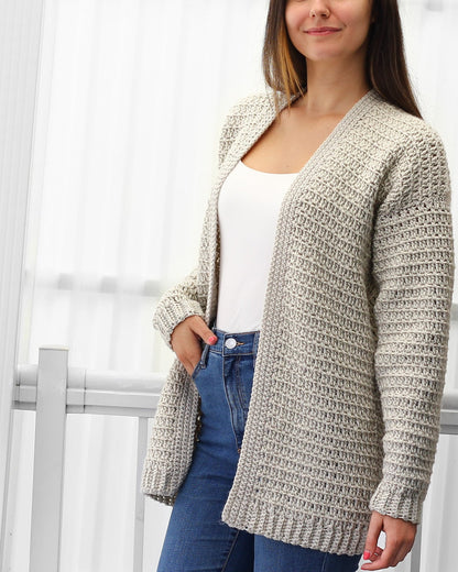 Cardigan Donna all’Uncinetto con Maniche Lunghe e Vestibilità Comoda – Stile Leggero