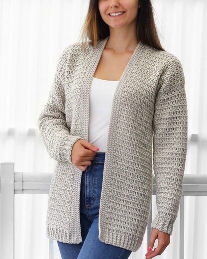 Cardigan Donna all’Uncinetto con Maniche Lunghe e Vestibilità Comoda – Stile Leggero