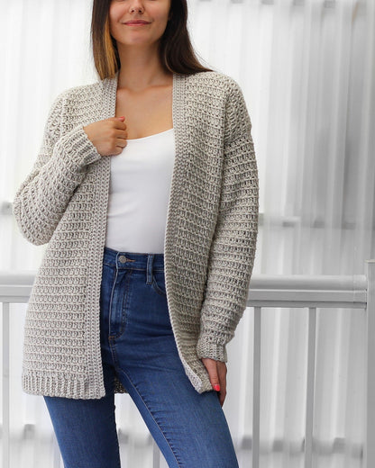 Cardigan Donna all’Uncinetto con Maniche Lunghe e Vestibilità Comoda – Stile Leggero