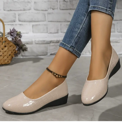 Women's Shoes with Memory Foam and Non-Slip Sole
