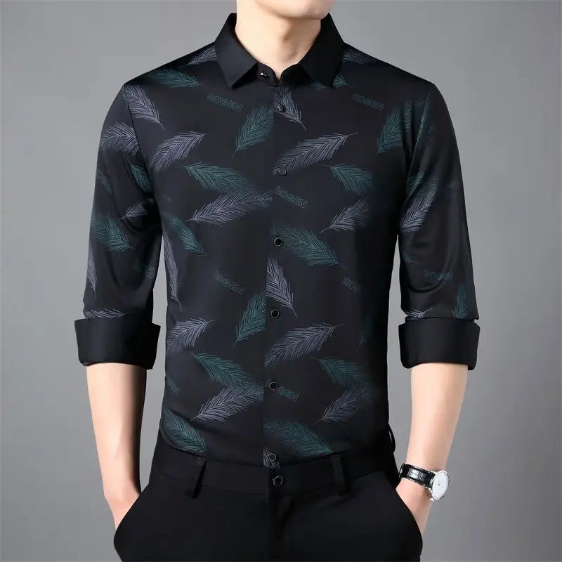 Men's Shirt with Buttons and Feather Print – Comfortable Fit
