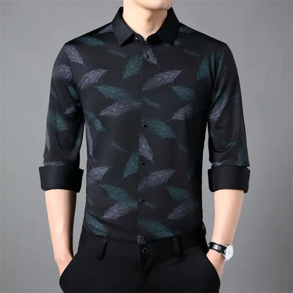 Men's Shirt with Buttons and Feather Print – Comfortable Fit