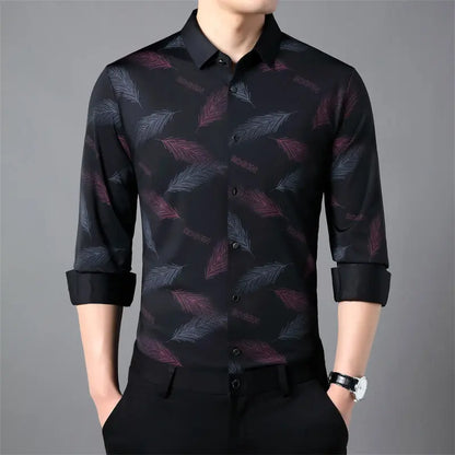 Men's Shirt with Buttons and Feather Print – Comfortable Fit