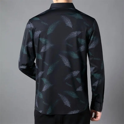 Men's Shirt with Buttons and Feather Print – Comfortable Fit