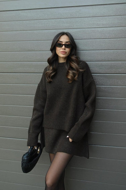 Women's Two-Piece Set with Oversized Sweater and Slim Skirt