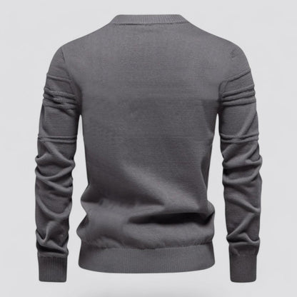Maglione grigio uomo, maniche lunghe, design moderno, tessuto morbido, vista posteriore. Ideale per moda autunno inverno, abbigliamento casual.