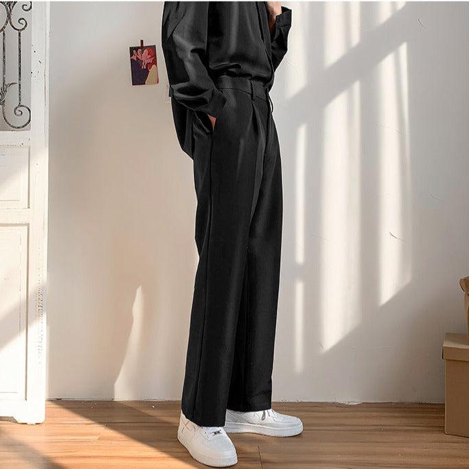Pantaloni Uomo Eleganti a Gamba Dritta – Taglio Sartoriale e Linea Strutturata