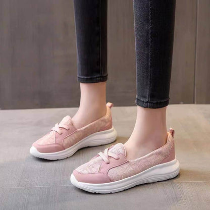 Women's Slip-On Shoes with Arch Support and Wide Toe Box