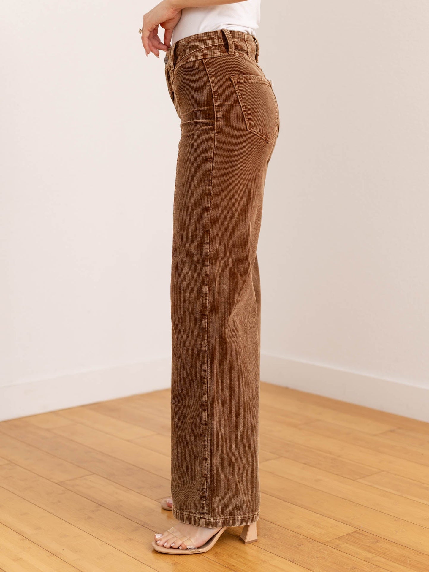 High-Waisted Women's Pants, Straight Leg with Front Yoke and Zip Closure – Pants Style