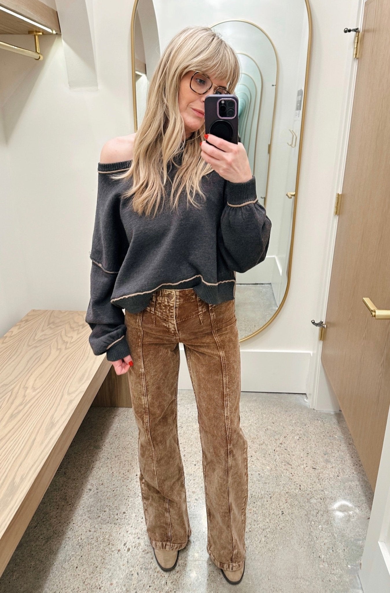 High-Waisted Women's Pants, Straight Leg with Front Yoke and Zip Closure – Pants Style
