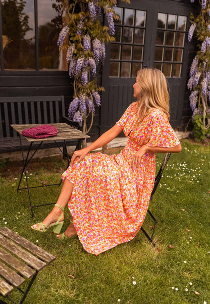 Women's Summer Dress with V-Neck and Floral Print – Elegant Everyday Wear
