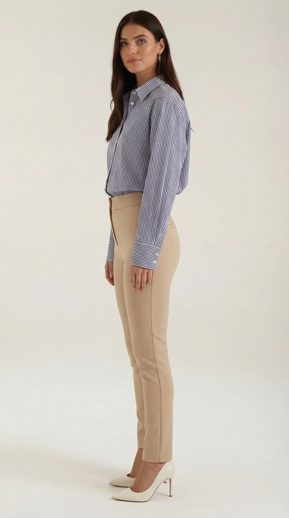 Camicia Da Donna In Popeline A Righe Blu, A Maniche Lunghe E Vestibilità Comoda.