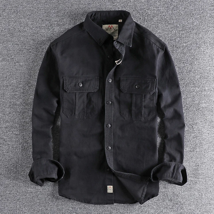 Camicia da Uomo con Bottoni e Tasche sul Petto Design Funzionale